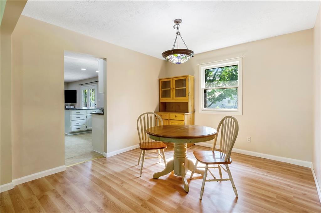 1183 Stonegate Road Greenwood, IN 46142 - Photo 6 of 21 Gallery Image 6
