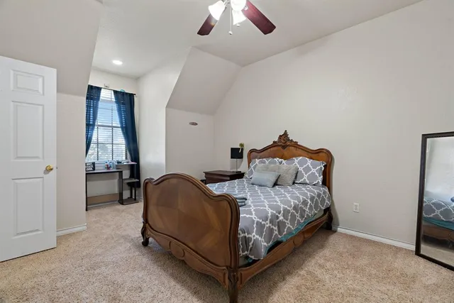 $549,999 | 247 Southwest Brushy Mound Road, Burleson, TX 76028