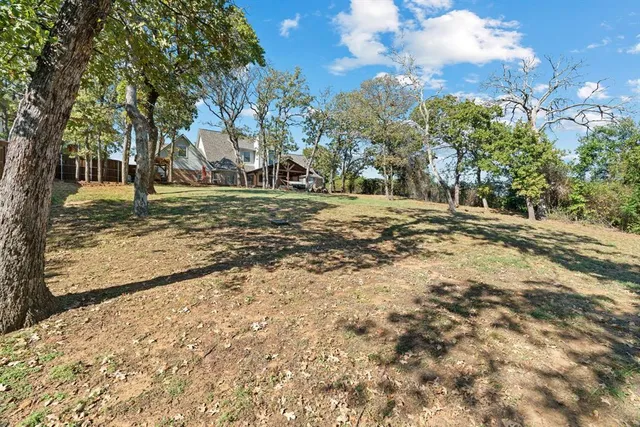 $549,999 | 247 Southwest Brushy Mound Road, Burleson, TX 76028