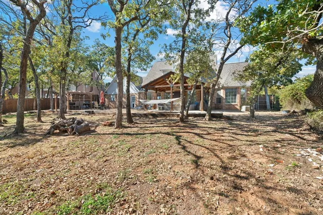 $549,999 | 247 Southwest Brushy Mound Road, Burleson, TX 76028