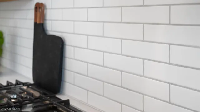 $1,400,000 | 10484 56th Street North, Lake Elmo, MN 55042