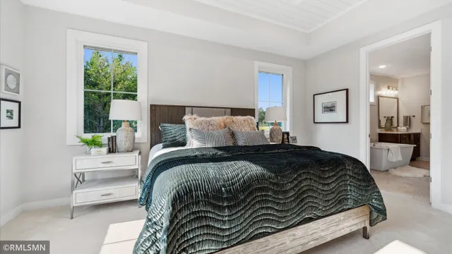 $1,400,000 | 10484 56th Street North, Lake Elmo, MN 55042