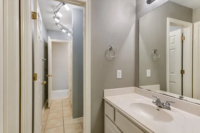 $749,000 | 1512 Lake Forest Cove, Round Rock, TX 78665