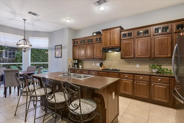 $749,000 | 1512 Lake Forest Cove, Round Rock, TX 78665