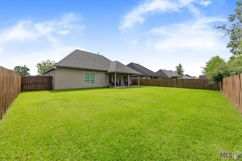 $310,000 | 14371 Stonegate Manor Drive, Gonzales, LA 70737