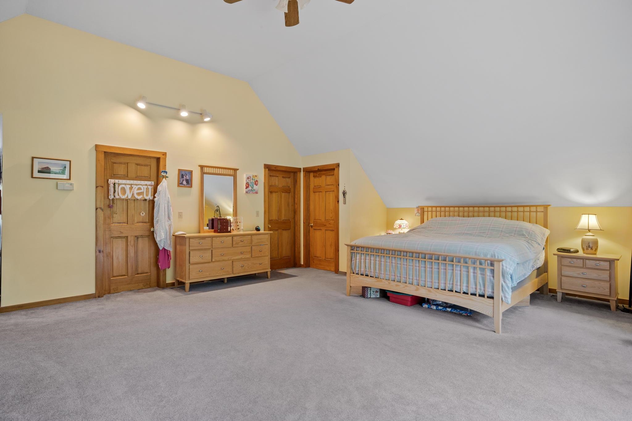 747 Straits Road New Hampton, NH 03256 - Photo 17 of 40