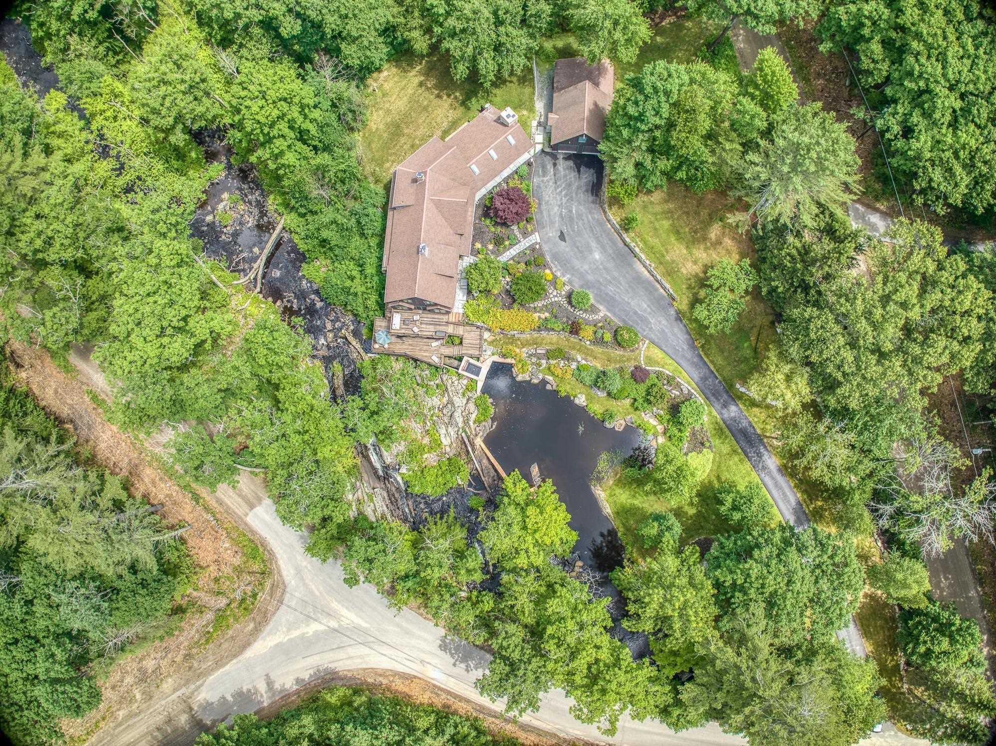188 Tucker Mill Road New Boston, NH 03070 - Photo 5 of 40