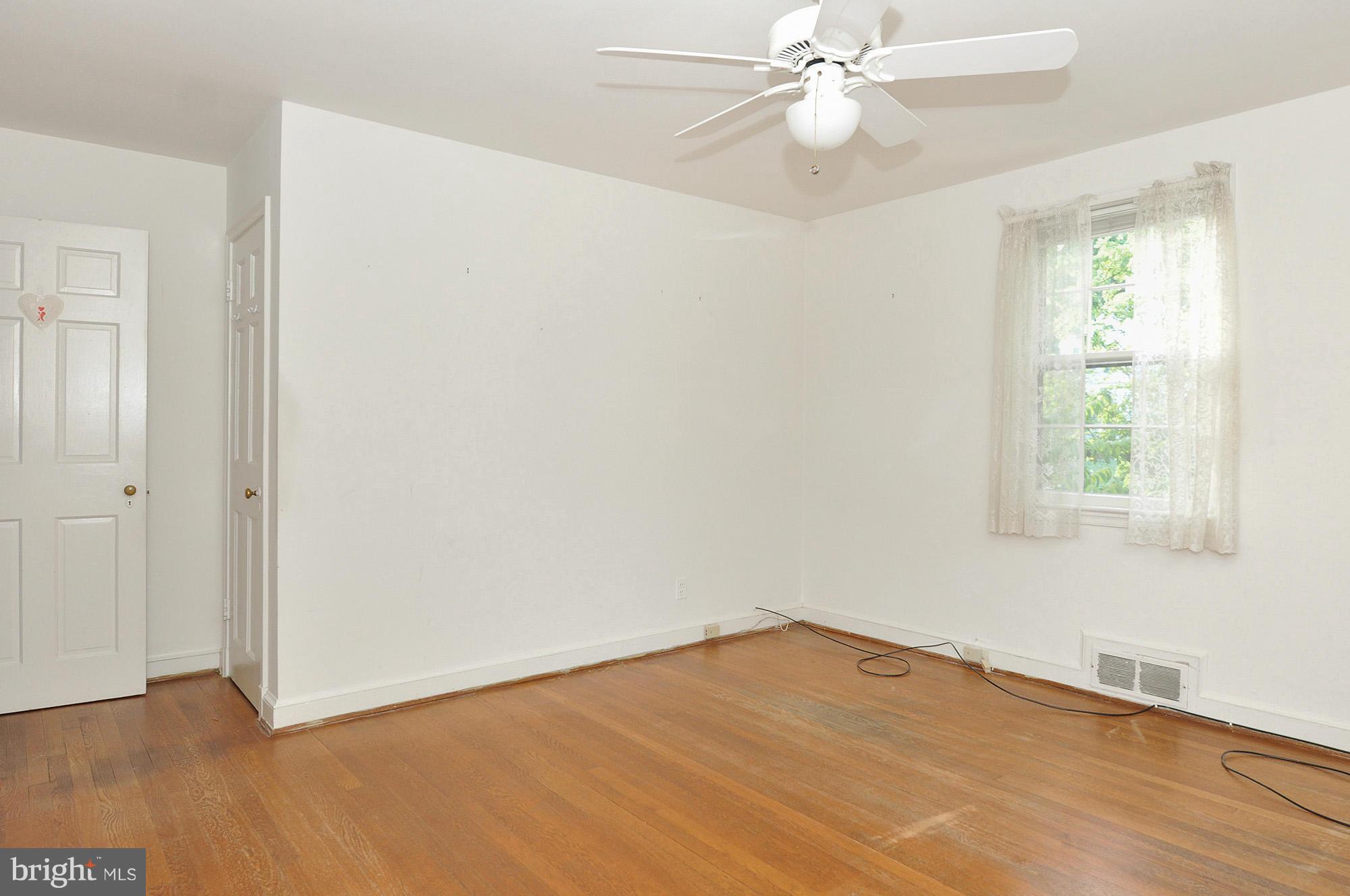 4516 Cortland Road Chevy Chase, MD 20815 - Photo 20 of 30 Bedroom #2b