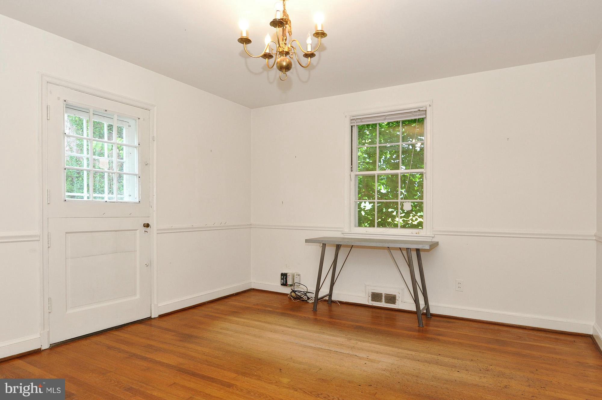 4516 Cortland Road Chevy Chase, MD 20815 - Photo 7 of 30 Dining Room