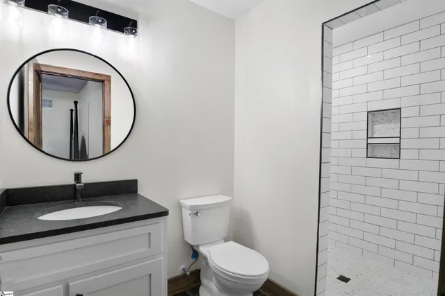 $799,900 | 142 Fish Camp Road, Easley, SC 29642