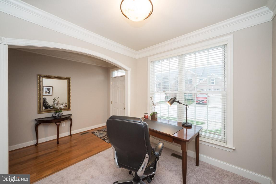 2606 Rockhampton Road Ellicott City, MD 21042 - Photo 5 of 42 Gallery Image 5
