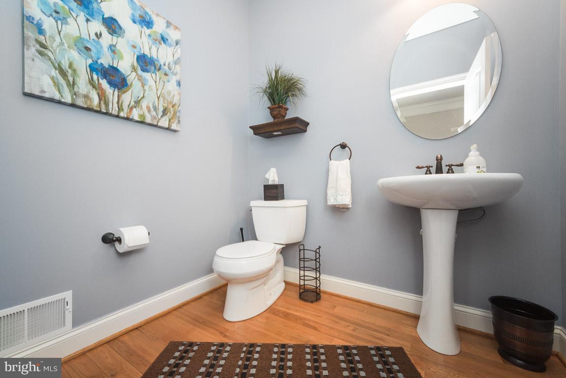2606 Rockhampton Road Ellicott City, MD 21042 - Photo 8 of 42 Gallery Image 8
