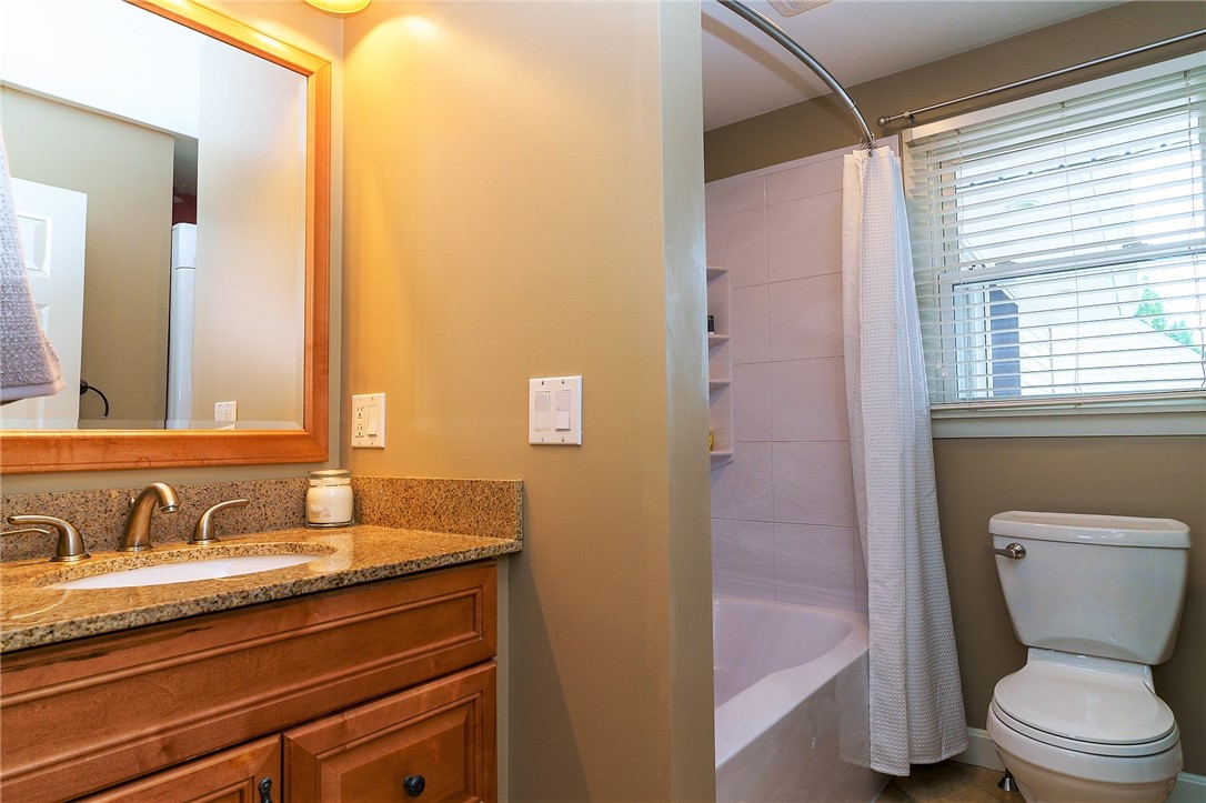 56 Pine Tree Road Portsmouth, RI 02871 - Photo 8 of 27 full bathroom with a tub