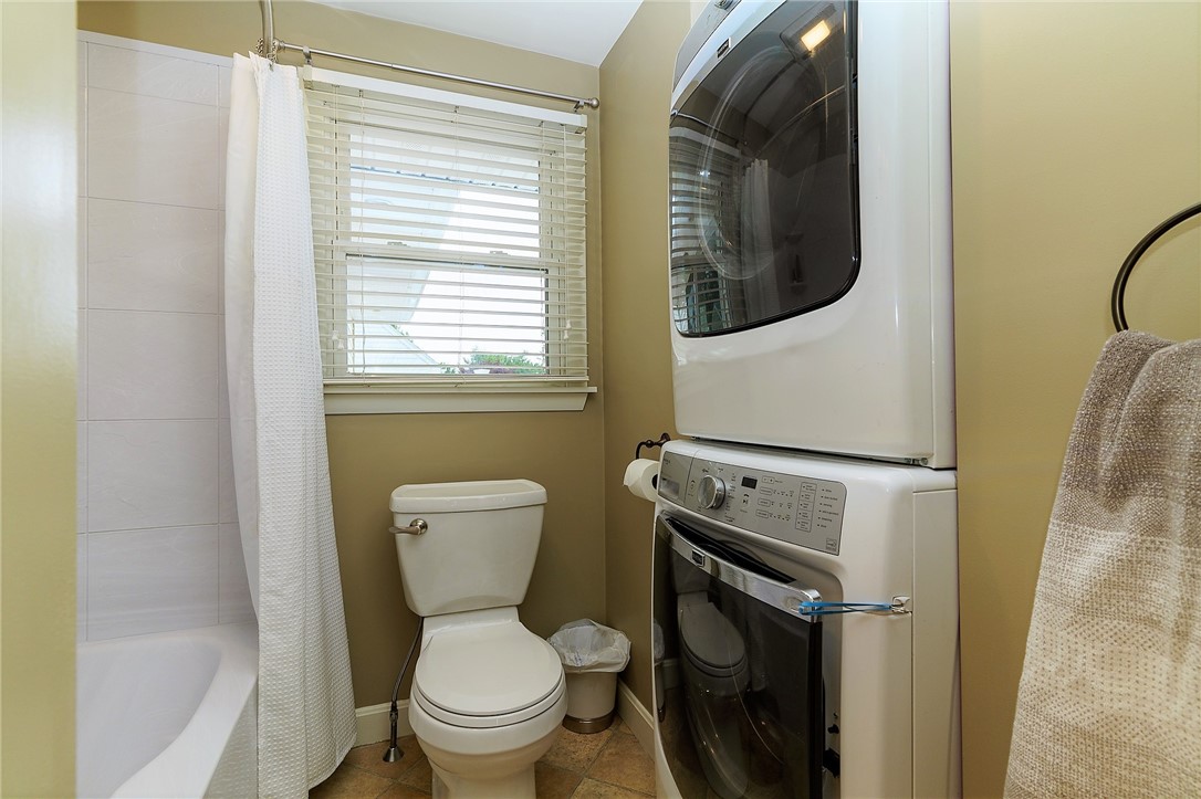 56 Pine Tree Road Portsmouth, RI 02871 - Photo 9 of 27 full bathroom 1st floor