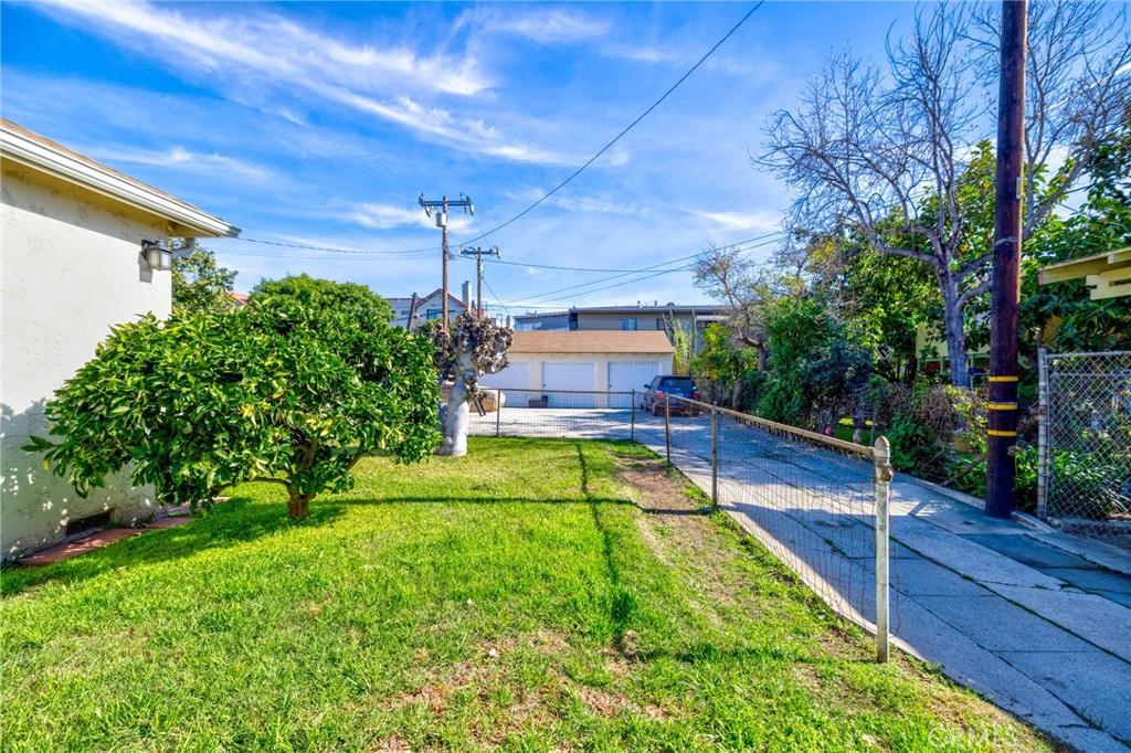 10 North Huntington Alhambra, CA 91801 - Photo 43 of 61