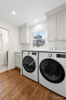 $895,000 | 315 Minear Drive, Libertyville, IL 60048