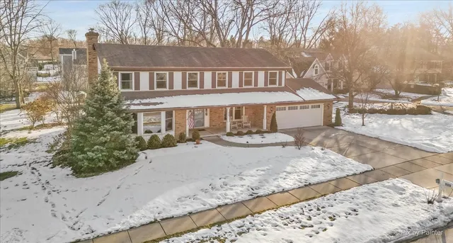 $914,900 | 315 Minear Drive, Libertyville, IL 60048
