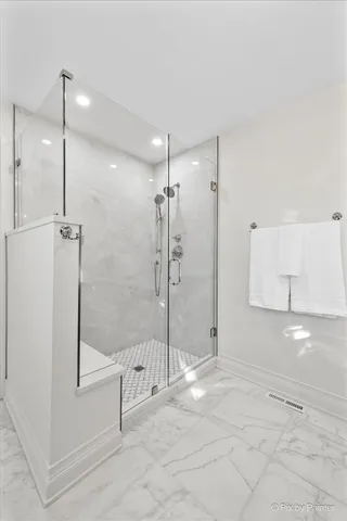 $914,900 | 315 Minear Drive, Libertyville, IL 60048