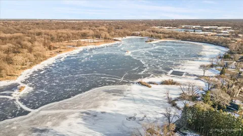 $895,000 | 315 Minear Drive, Libertyville, IL 60048