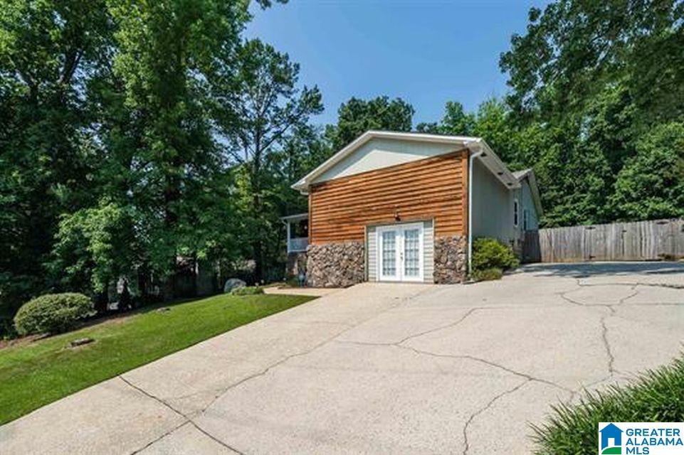 6760 Ridgewood Drive Pinson, AL 35126 - Photo 4 of 24