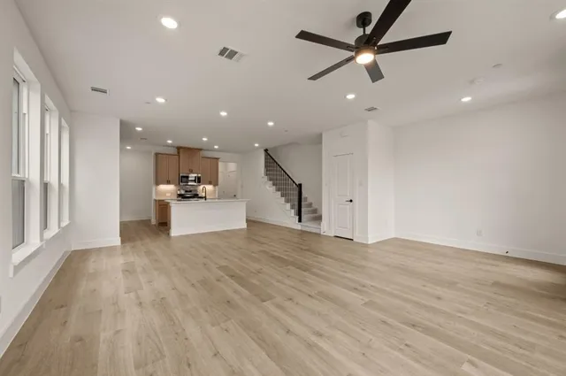 a picture of a living room