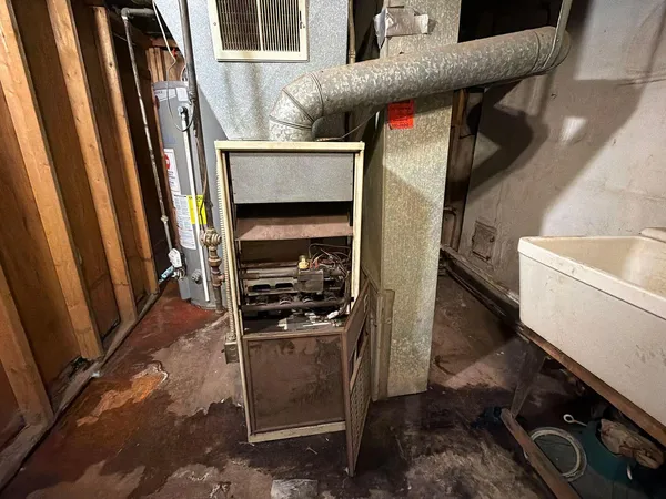 $83,500 | 15775 Ward Avenue, Detroit, MI 48227