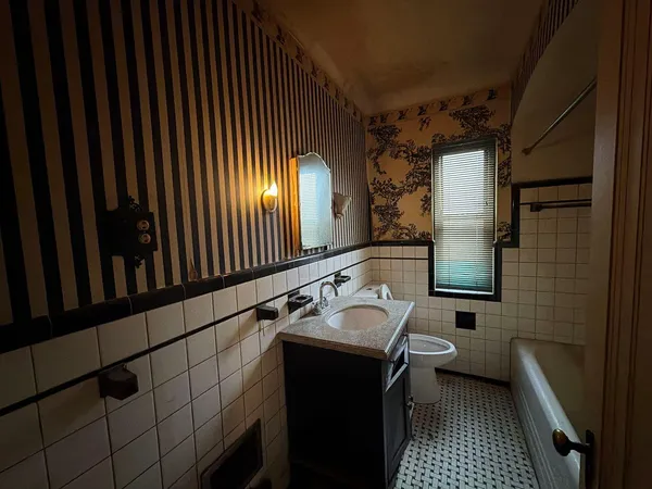 $83,500 | 15775 Ward Avenue, Detroit, MI 48227