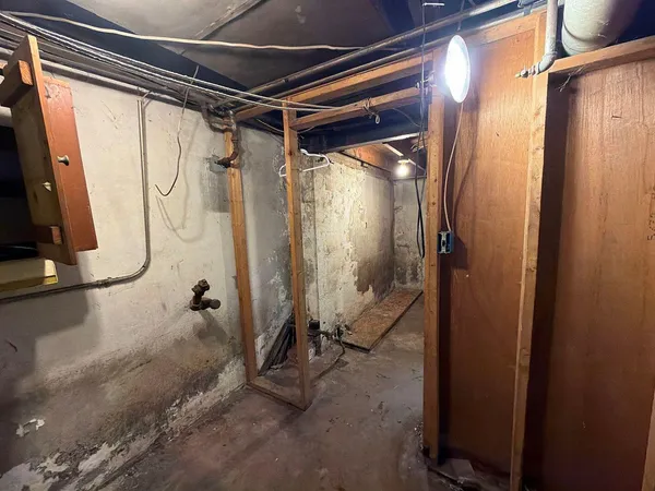 $83,500 | 15775 Ward Avenue, Detroit, MI 48227