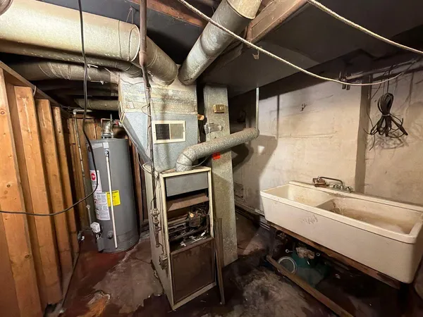 $83,500 | 15775 Ward Avenue, Detroit, MI 48227