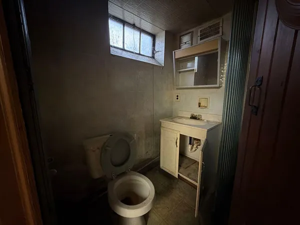 $83,500 | 15775 Ward Avenue, Detroit, MI 48227