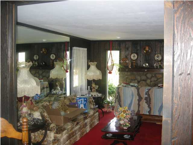 1020 Farmingdale Road Jackson, NJ 08527 - Photo 2 of 3 a view of living room with furniture and a clock