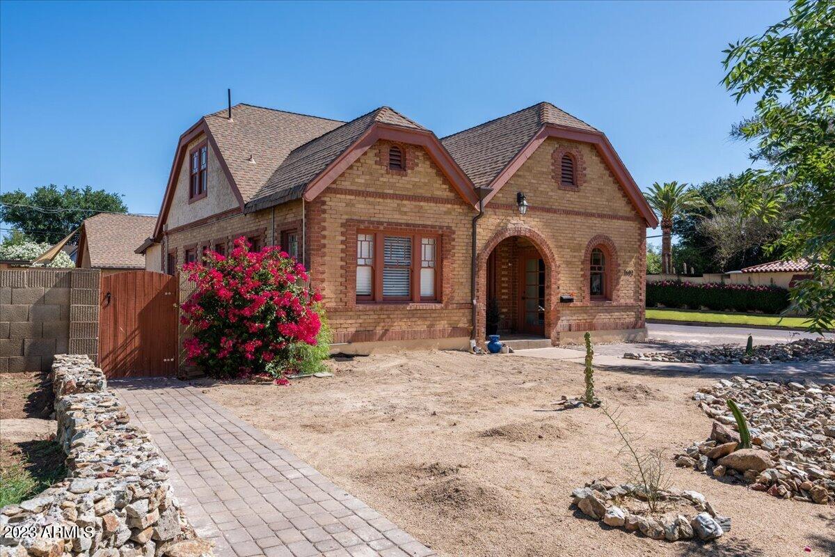 Charming English Style Cottage