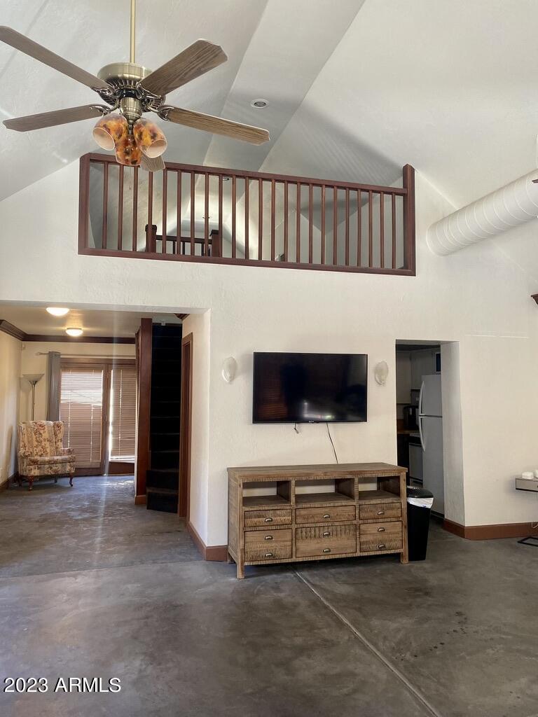 1602 West Encanto Boulevard Phoenix, AZ 85007 - Photo 21 of 31 Guest House living space