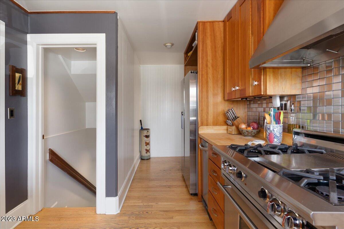 1602 West Encanto Boulevard Phoenix, AZ 85007 - Photo 9 of 31 Kitchen 3 - basement access