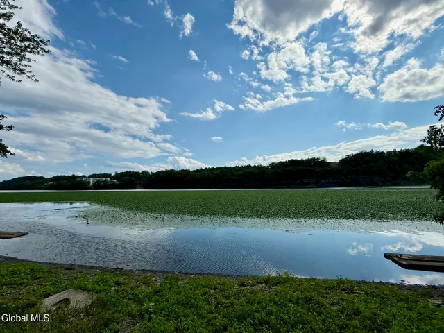 $1,250,000 | 713 Riverview Road, Rexford, NY 12148