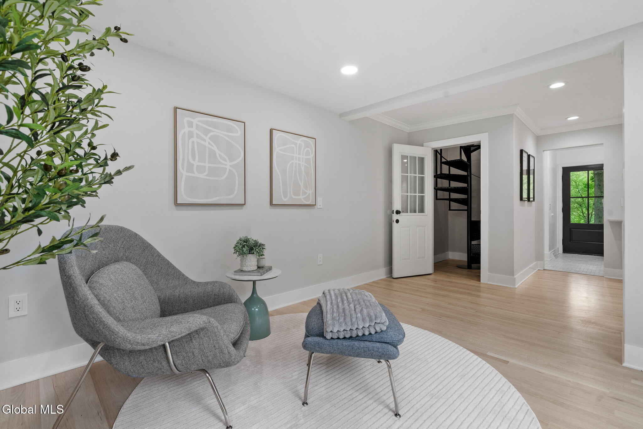 713 Riverview Road Rexford, NY 12148 - Photo 23 of 113 Sitting Area