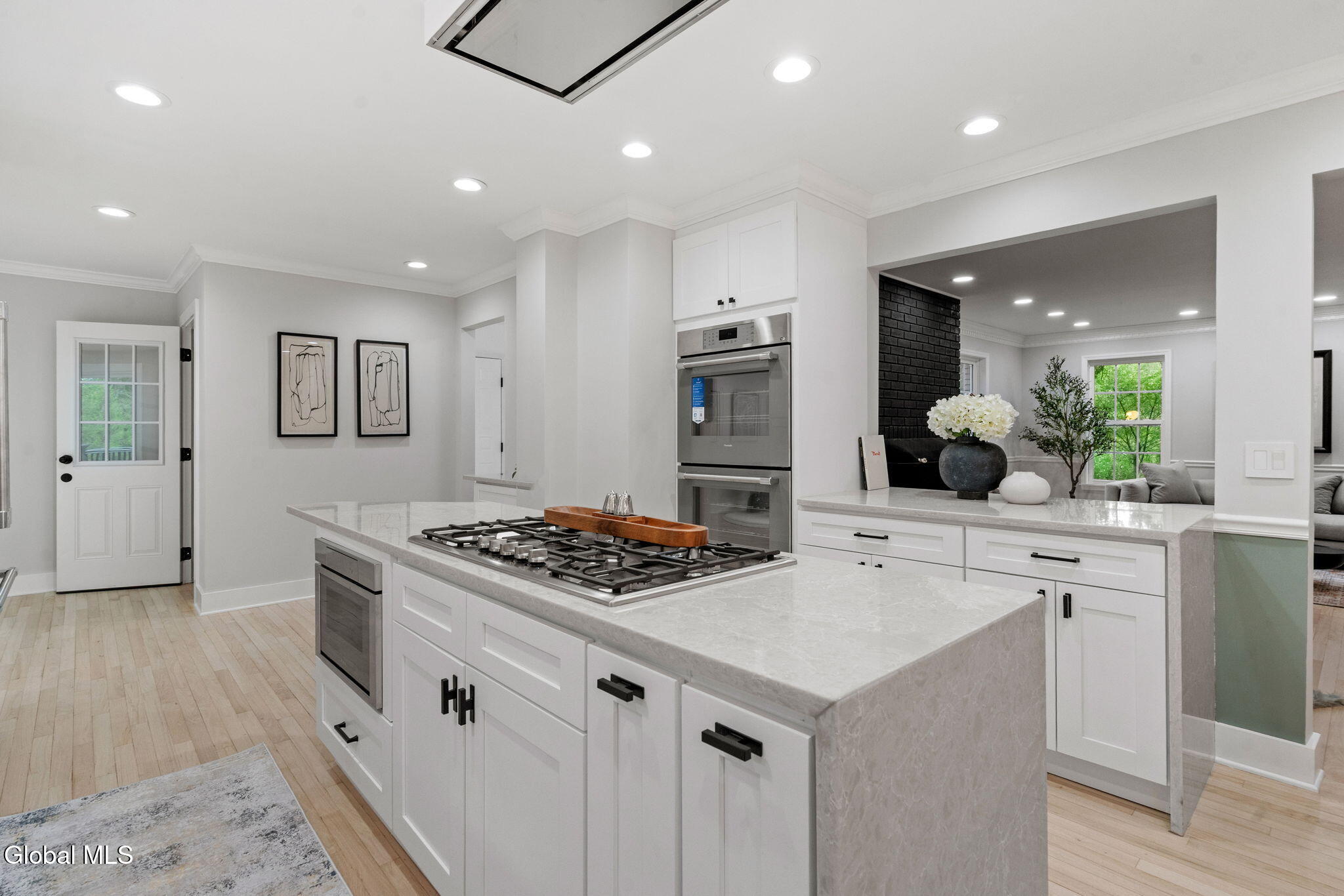 713 Riverview Road Rexford, NY 12148 - Photo 27 of 113 Kitchen