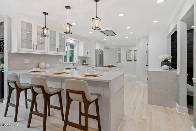 $1,250,000 | 713 Riverview Road, Rexford, NY 12148