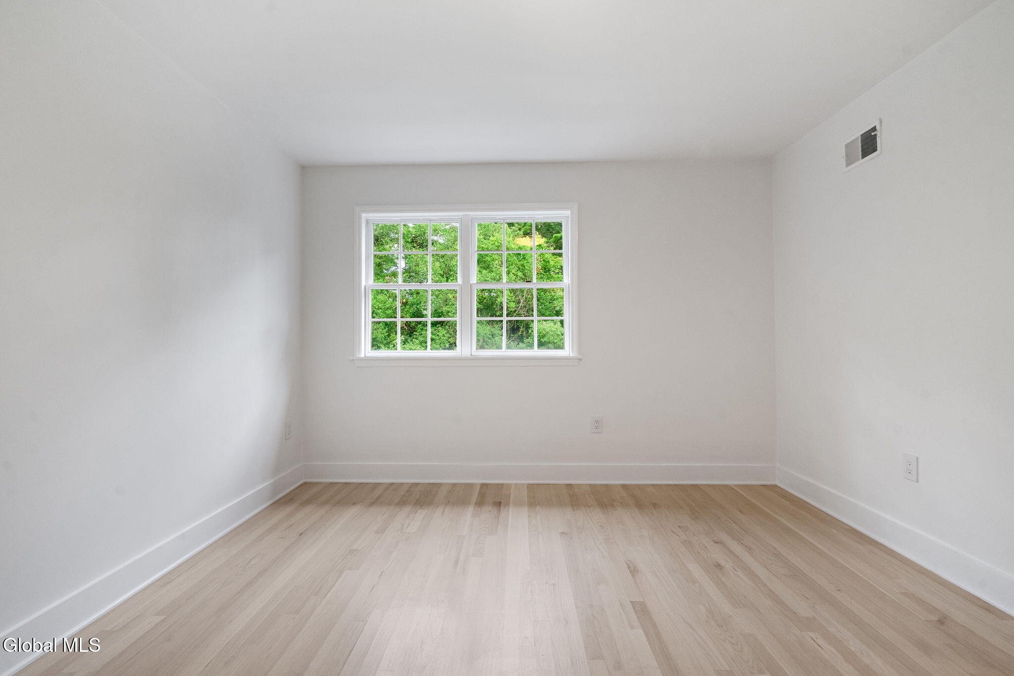 713 Riverview Road Rexford, NY 12148 - Photo 77 of 113 Bedroom 4