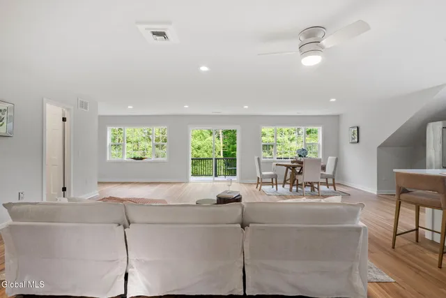 $1,250,000 | 713 Riverview Road, Rexford, NY 12148