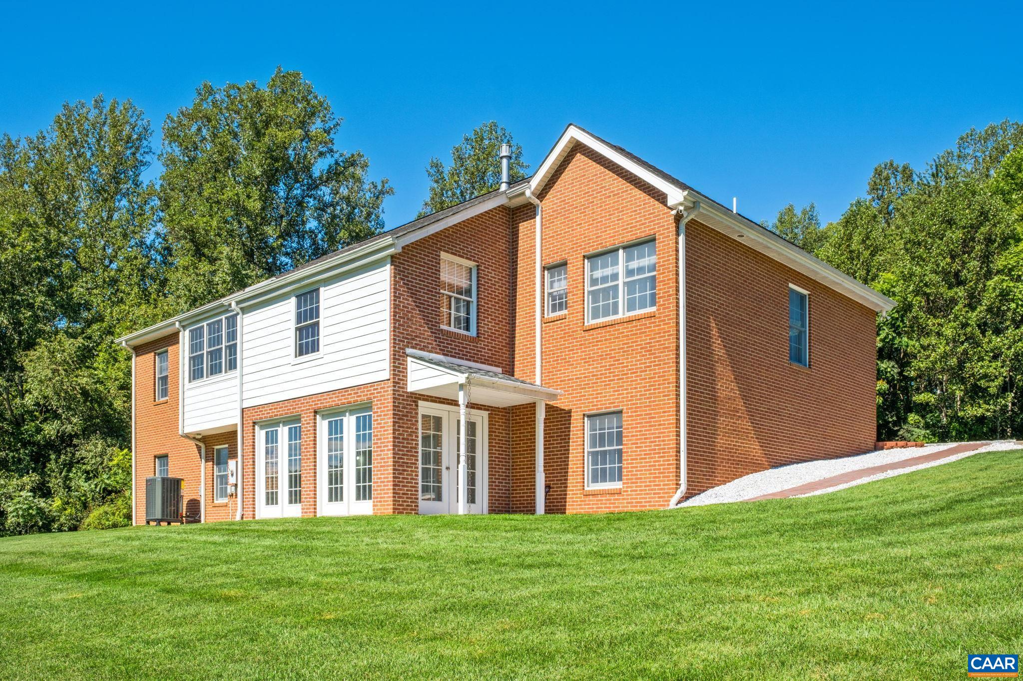 105 Squirrel Path Stanardsville, VA 22973 - Photo 5 of 71