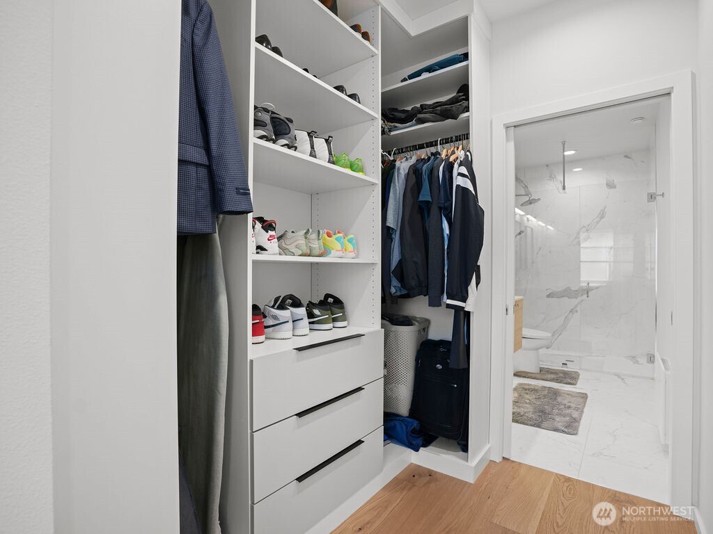 17338 Bothell Way Northeast, Unit E Bothell, WA 98011 - Photo 16 of 26