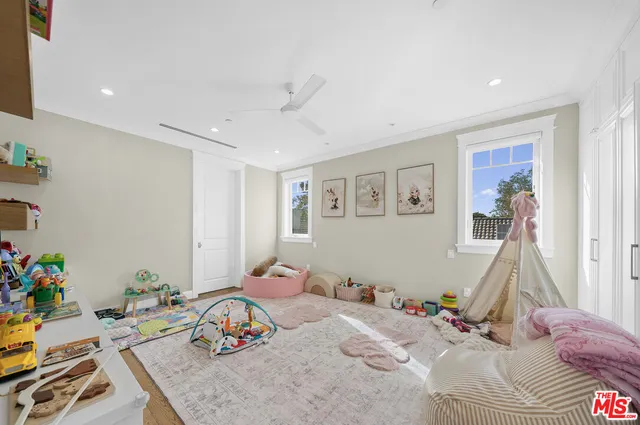 $19,995 | 12345 Huston Street, Valley Village, CA 91607