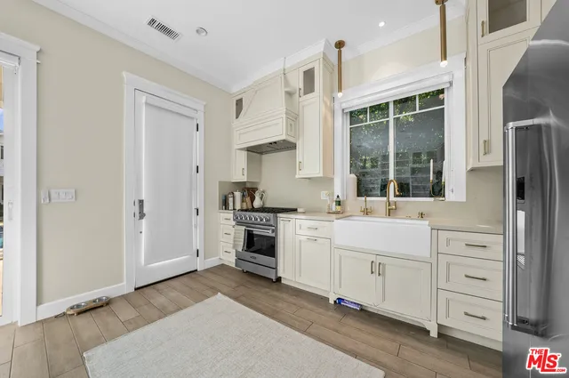 $19,995 | 12345 Huston Street, Valley Village, CA 91607