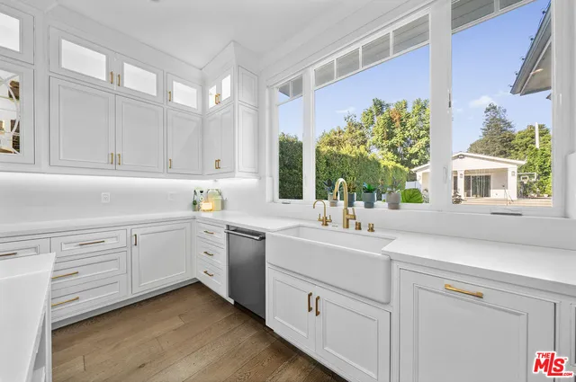 $19,995 | 12345 Huston Street, Valley Village, CA 91607