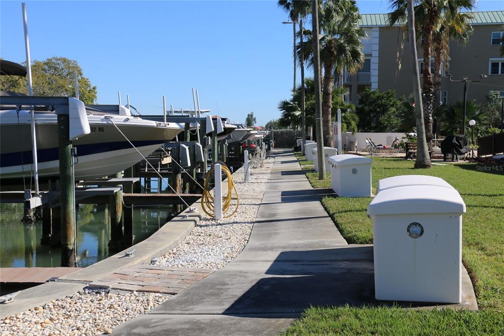 401 150th Avenue, Unit 223 Madeira Beach, FL 33708 - Photo 33 of 50 a view of outdoor kitchen