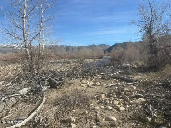 $85,000 | 109500 Highway 395, Coleville, CA 96107