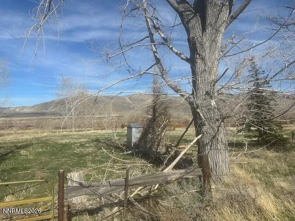 $85,000 | 109500 Highway 395, Coleville, CA 96107