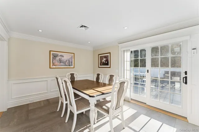 $2,500,000 | 275 Mill Road, Westhampton Beach, NY 11978