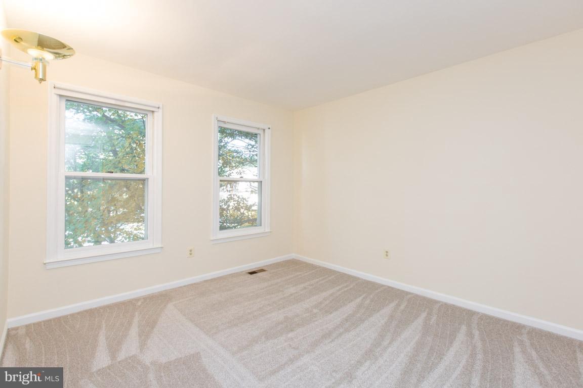1 Cosgrave Court Silver Spring, MD 20902 - Photo 21 of 29 Bedroom #2 - view 2